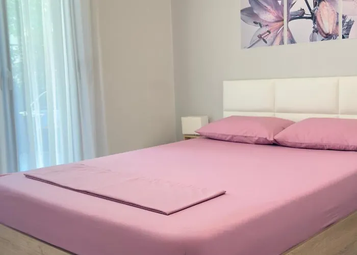 公寓 The Candy House Ofrínion